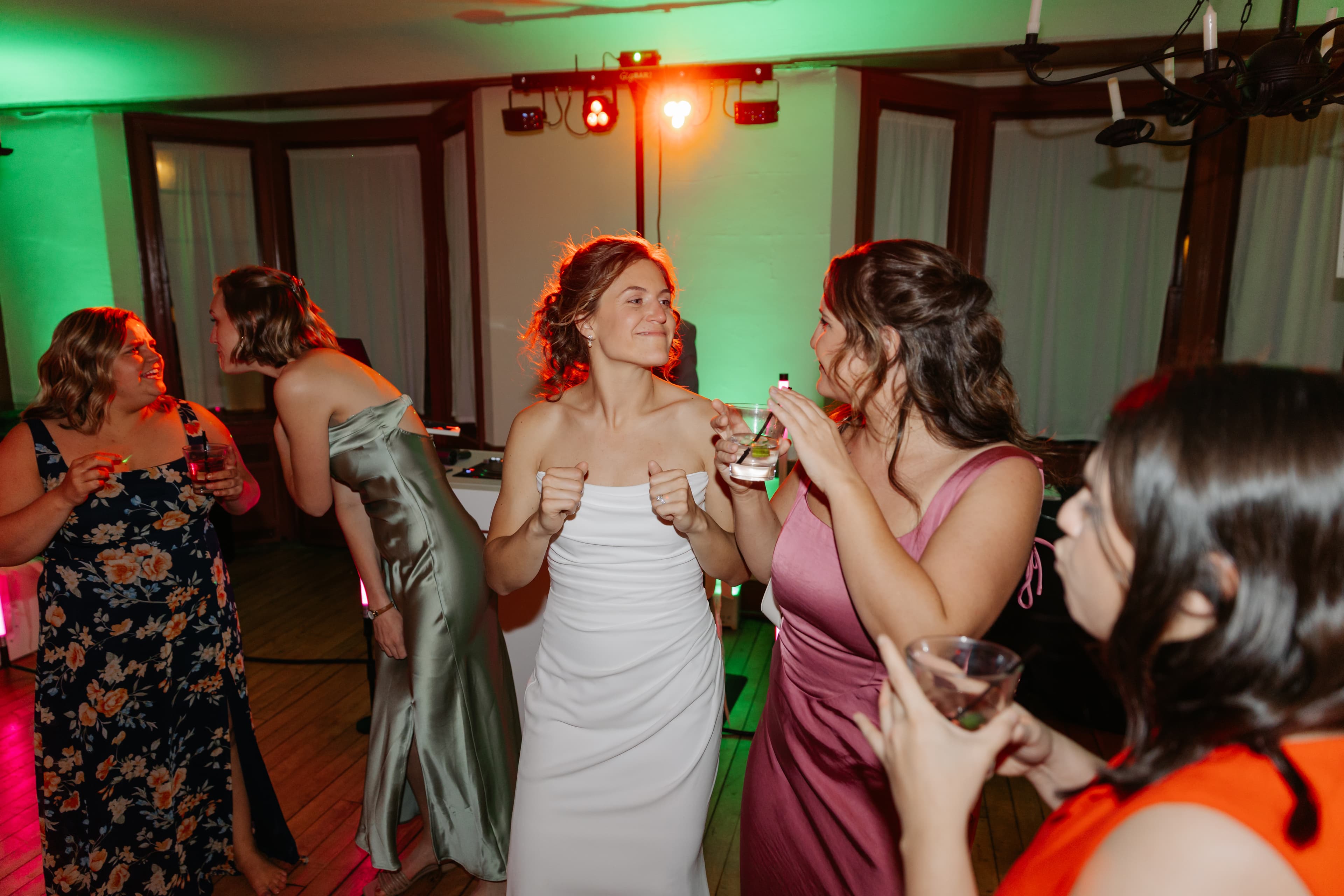 Michigan wedding reception Noah DeVoe DJ'd
